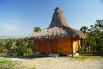 Ons huisje in Prailiu, ook traditioneel gebouwd